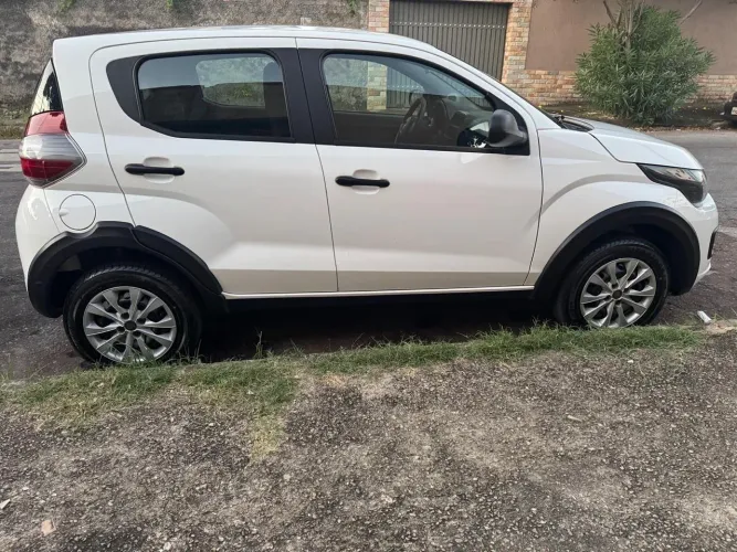 Fiat Mobi Like 1.0 Fire Flex 5P. 2021