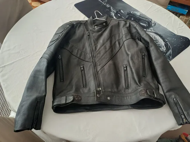 Jaqueta em couro legítimo motociclista tam. G 