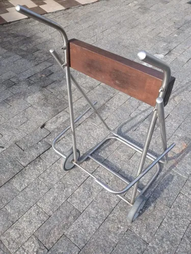 Vendo carrinho transporte motor barco 