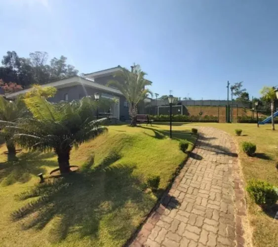 Casa à Venda no Condomínio Gramados - Sorocaba
