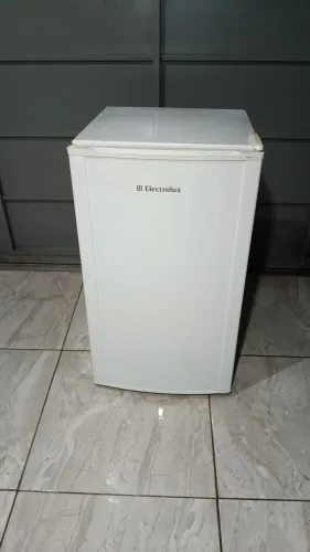 Frigobar Electrolux 122L 127V com Garantia e Entrega Grátis