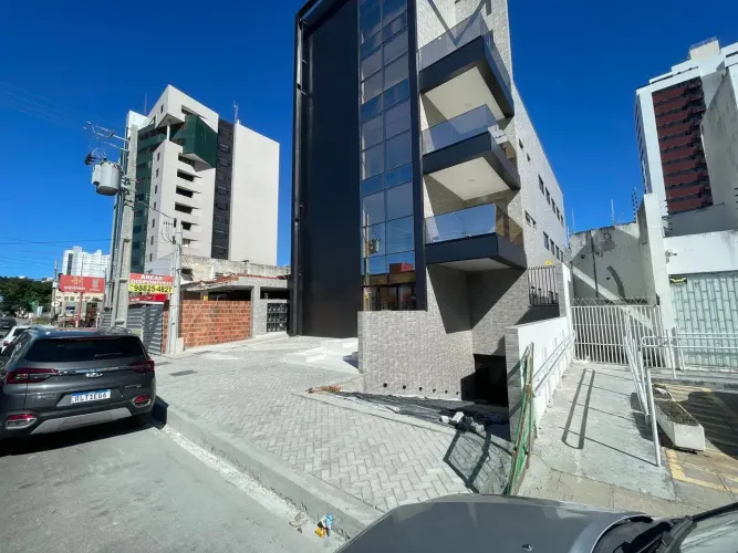 Aluguel de Salas Comerciais na Torre - Localização Premium na Av. Júlia Freire! - João Pes