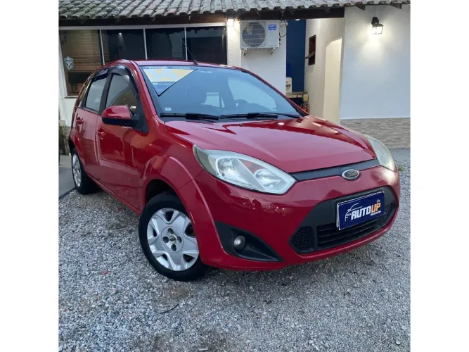 Ford Fiesta 1.0 Rocam SE Plus Hatch 8V Flex 4P Manual 2014