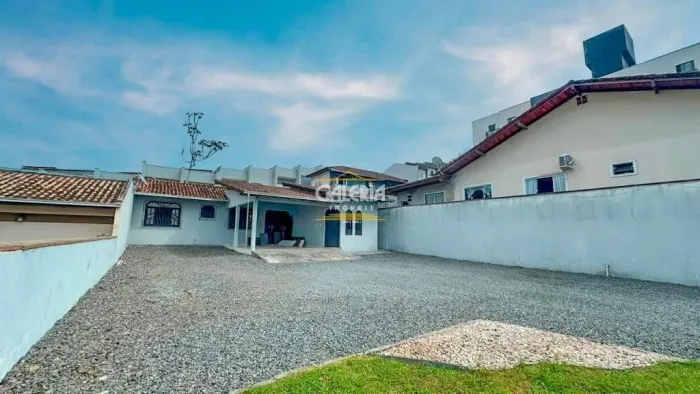 CASA no COSTA E SILVA com 3 quartos para LOCAÇÃO, 120 m²