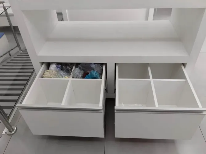 BALCÃO APOIO LOJA