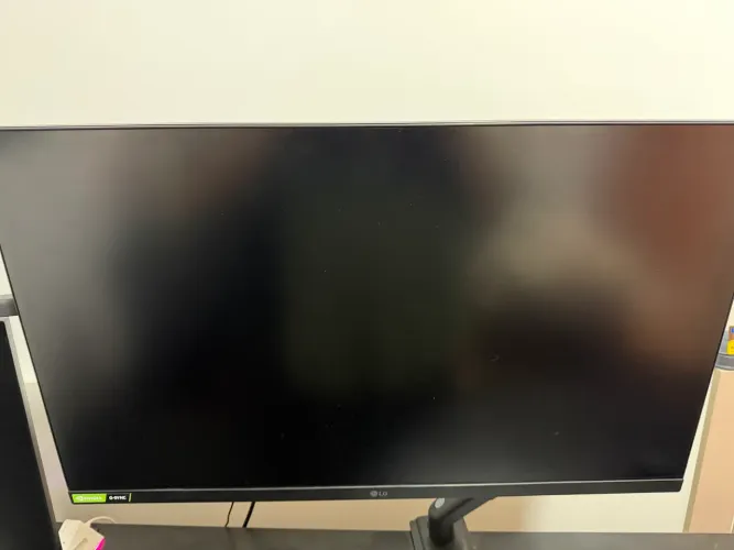 2 Monitores LG Ultragear 144hz 27/acer 24.5 180hz + Suporte