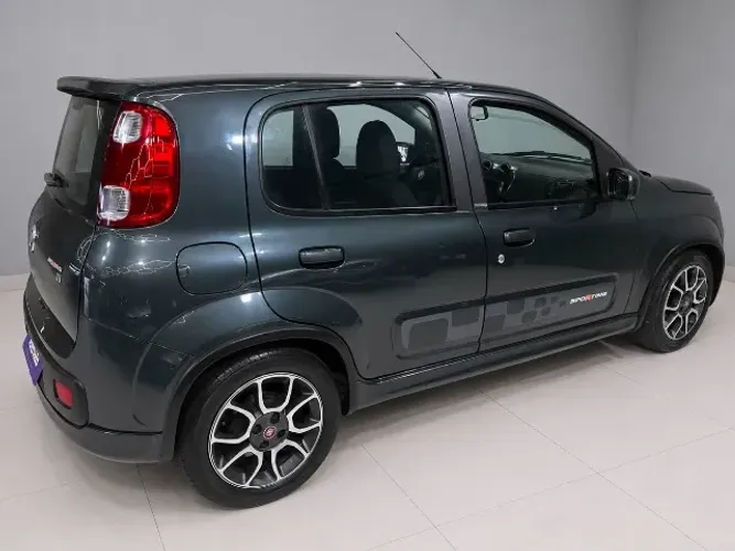 Fiat Uno Sporting 1.4 EVO Fire Flex 8V 4P 2012