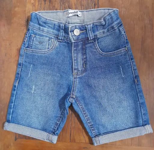 Bermudas infantil, pouco usada