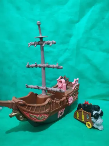 Barco Pirata Imaginext acomp. Canhão
