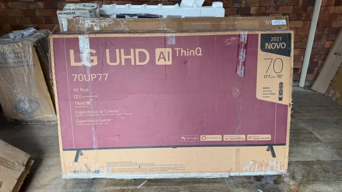 Smart TV LG 70" 4K UHD ThinQ AI - Tela trincada