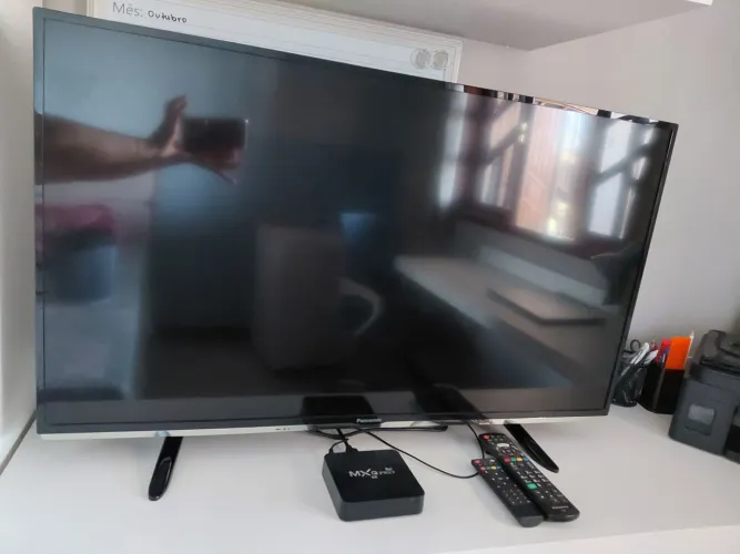 TV Smart Panasonic 42" + TV Box Android