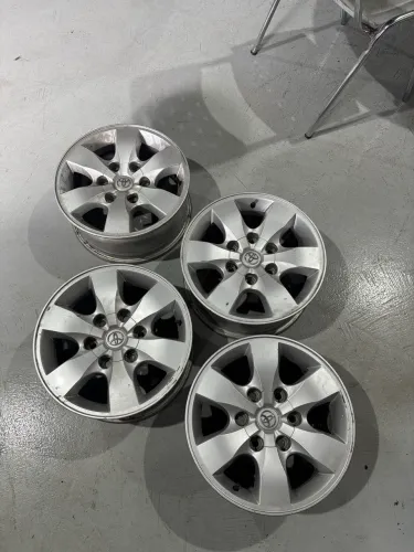 Rodas aro 16 Hilux
