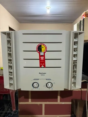 AR CONDICIONADO 10000Btu 220V
