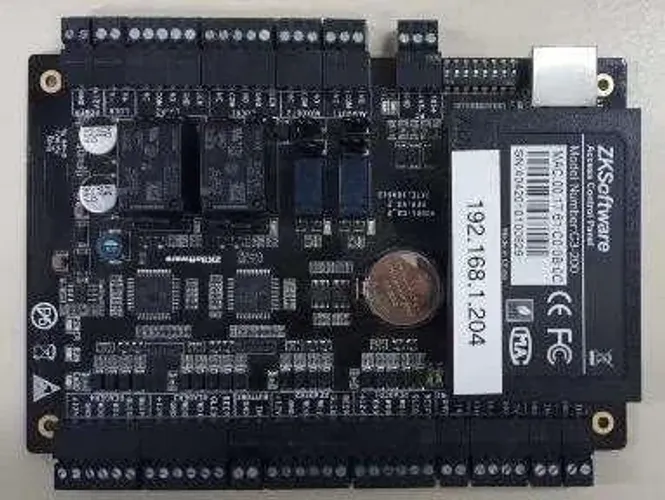 Controlador de acesso marca ZKteco 