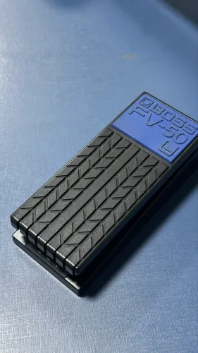 Pedal de Volume Boss Fv-50