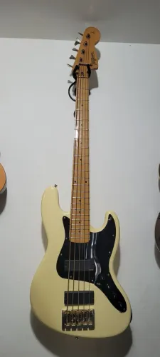 Jazz Bass Tagima 5 cordas EMG ativa Brazil Neck Fender