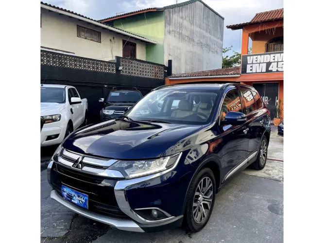 Mitsubishi Outlander 2.2 165cv Diesel Aut. 2016