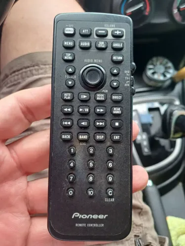 DVD RETRÁTIL PIONNER ,BAIXOU PRA VENDER 
