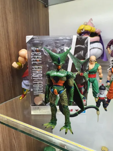 S.H.Figuarts Cell Primeira Forma (Bandai) - Dragon Ball Z