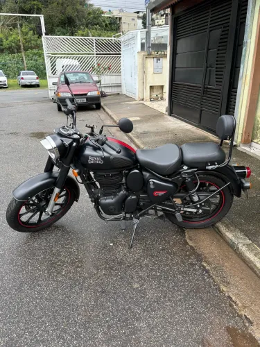 Royal Enfield Classic 350 Dark 2024