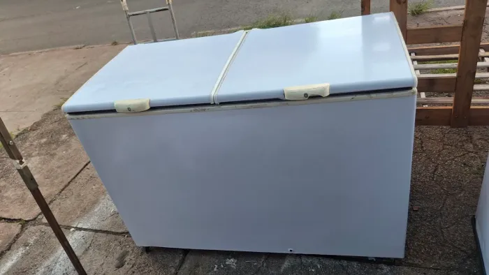 Freezer horizontal 400 litros Envelopado 