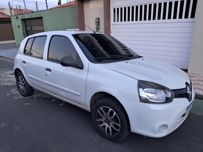 Renault Clio Rn/alize/expr./1.0 Hi-power 16V 5P 2014