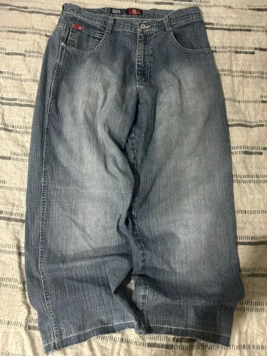 southpole red tab