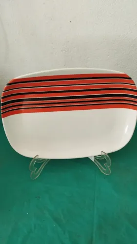Antiga e linda bandeja goyana anos 70 e prato decorativo Spoleto