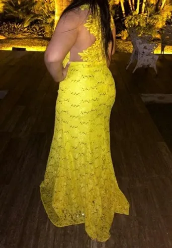 Vestido de festa amarelo aluguel