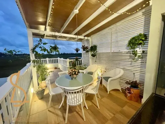 Sobrado de Luxo no Condomínio Marta Ferreira - 4 Quartos, Piscina e Espaço Gourmet