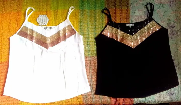 2 BLUSINHAS FEM. TAM.P (M&S FASHION) Ler descrição...