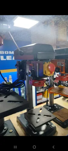 FURADEIRA DE BANCADA 1/3CV 127/220V 13MM SCHLUZ