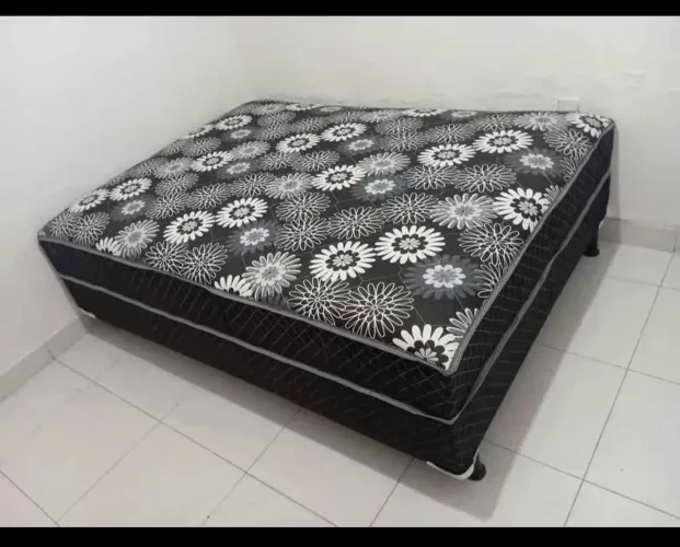 Cama box