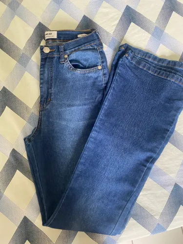 Calça jean de marca