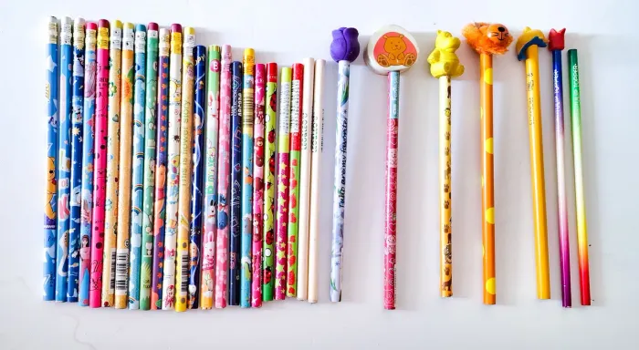 Coleção de Lápis Decorados antigos - Diversos Modelos