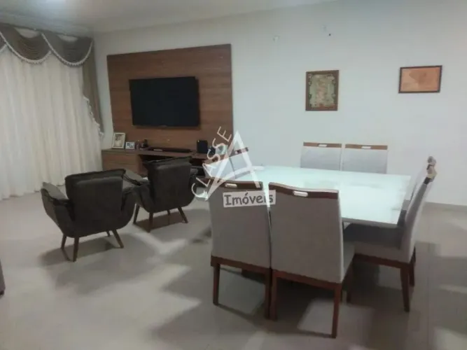 Casa com 3 dormitórios à venda, 225 m² por R$ 650.000,00 - Jardim Aracy - Mauá/SP