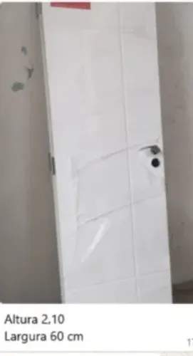 Porta interna com vistas
