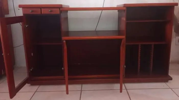 Rack de Madeira para Sala