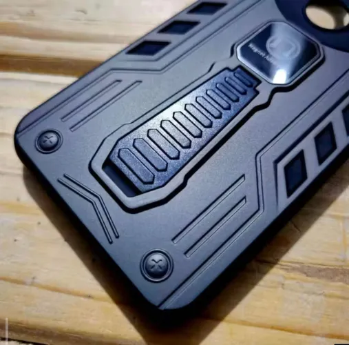 Capinha/Capa de Silicone Anti-Impacto com suporte para celular Motorola Moto Edge NEO