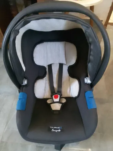 Cadeirinha de Bebê Burigotto Touring X