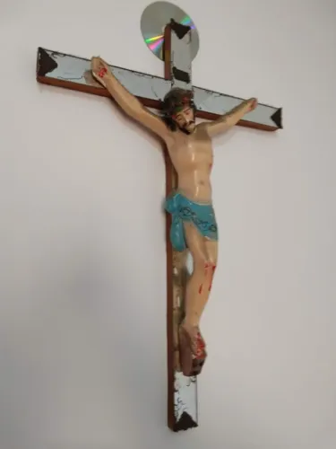 Crucifixo, decoração, usada, conforme fotos.