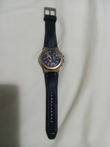 Relógio de pulso Michael Kors modelo Mk 8184 com defeito 
