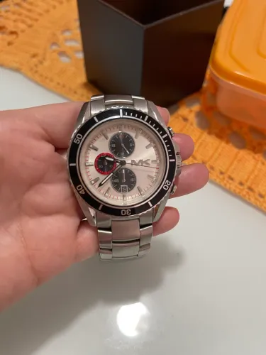 Relógio MK masculino novo