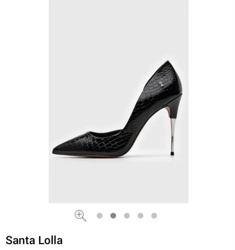 Scarpin Santa Lolla Preto Croco Salto Metalizado