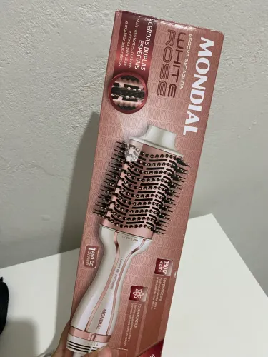 Escova modeladora nova 