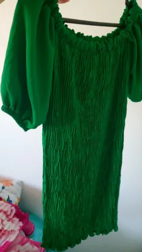 Vestido em lastex