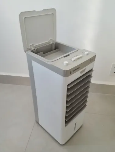 Climatizador de Ar Portátil Cadence 