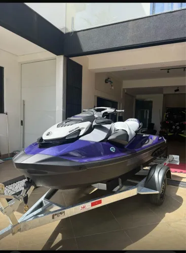 Carretinha galvanizada jet 2026 zero, pego sua usada na troca .