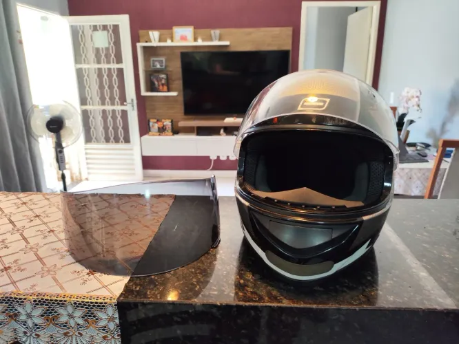 Capacete Norisk tam 58 + viseira fumê
