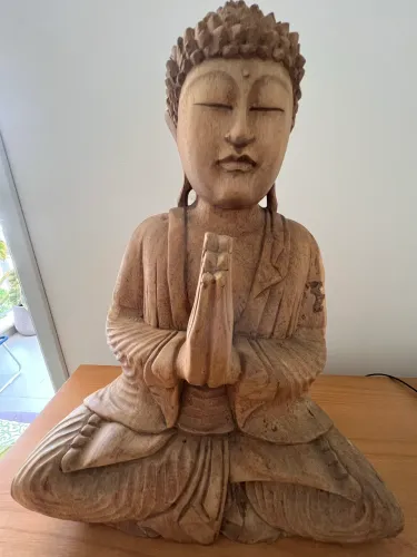 Estátua Buda madeira maciça 40 cm